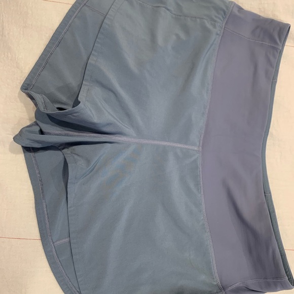 Lululemon high rise speed up shorts in size 10 - Picture 1 of 7